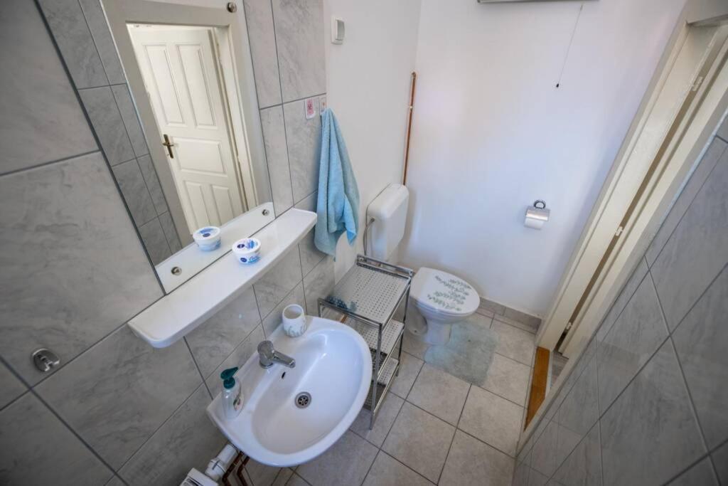 Apartman Gaudeamus Apartamento Varaždin Exterior foto